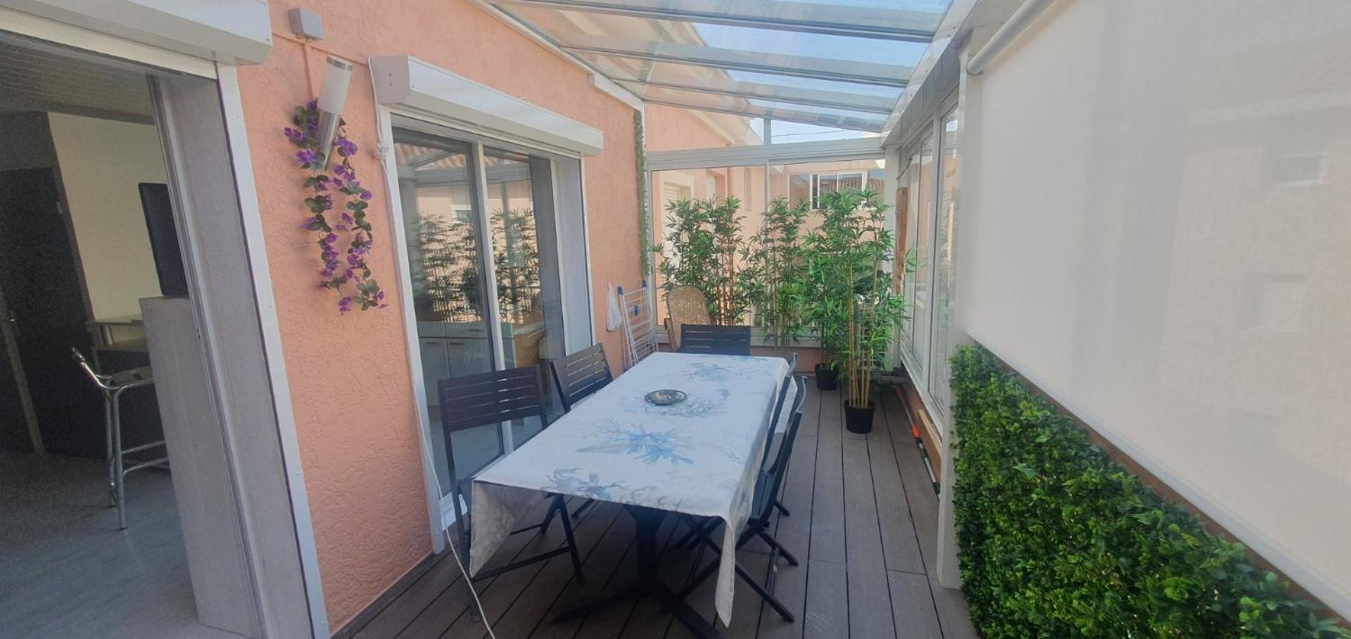 Joli Et Spacieux Studio Avec Garage Au Bord De Mer Fréjus 外观 照片